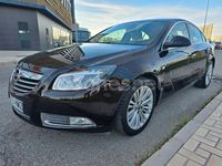 Usado Opel Insignia Selective 140 CV (102 kW) 2012 Marrón Berlina