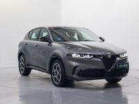 Usado Alfa Romeo Tonale Sprint 130 CV (95 kW) 2024 Gris / plata SUV