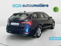 Usado Skoda Octavia Ambition 115 CV (84 kW) 2022 Azul Familiar