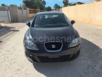 Usado Seat Leon Reference 105 CV (77 kW) 2011 Negro Utilitario