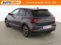 Usado VW Polo Life 95 CV (69 kW) 2024 Gris Utilitario