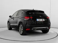 Usado DS Automobiles DS4 Style 180 CV (132 kW) 2015 Negro Berlina