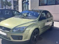 Usado Ford Focus Trend 109 CV (80 kW) 2005 Verde Berlina