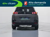 Usado Peugeot 5008 Allure 130 CV (95 kW) 2023 Gris SUV
