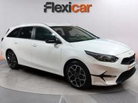 Usado Kia Ceed Style 101 CV (74 kW) 2025 Blanco Utilitario