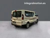 Usado Renault Trafic 110 CV (80 kW) 2024 Blanco Monovolumen