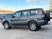 Usado Toyota Land Cruiser 166 CV (122 kW) 2006 Gris / plata SUV