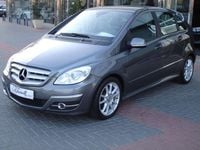 Usado Mercedes B180 Sport Edition 109 CV (80 kW) 2010 Gris Monovolumen