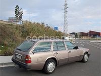 Usado Mercedes E300 147 CV (108 kW) 1993 Beige Familiar