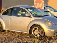 Usado VW New Beetle 90 CV (66 kW) 2000 Gris / plata Utilitario