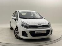 Usado Kia Rio 84 CV (61 kW) 2016 Blanco Utilitario