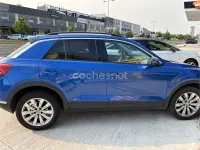 Usado VW T-Roc Advance 115 CV (84 kW) 2019 Azul SUV