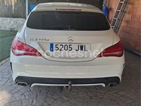 Usado Mercedes CLA220 Shooting Brake AMG line 177 CV (130 kW) 2017 Blanco Familiar