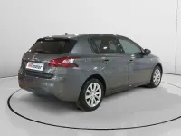 Usado Peugeot 308 Access 82 CV (60 kW) 2016 Gris / plata Berlina