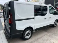 Usado Renault Trafic 95 CV (69 kW) 2018 Blanco Monovolumen