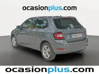 Usado Skoda Fabia Ambition 110 CV (80 kW) 2020 Gris / plata Berlina