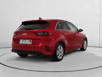 Usado Kia Ceed 100 CV (73 kW) 2022 Rojo Utilitario