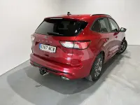 Usado Ford Kuga ST-Line X 190 CV (139 kW) 2022 Rojo SUV