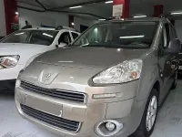Usado Peugeot Partner Tepee Active 92 CV (67 kW) 2013 Beige Monovolumen