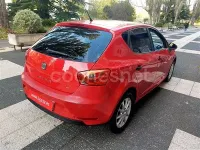 Usado Seat Ibiza Style 90 CV (66 kW) 2014 Rojo Berlina