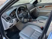Usado Mercedes C200 Avantgarde 122 CV (89 kW) 2007 Gris / plata Berlina