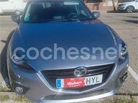 Usado Mazda 3 Luxury 150 CV (110 kW) 2014 Gris / plata Berlina