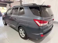 Usado SsangYong Rodius Limited 178 CV (130 kW) 2018 Azul Monovolumen
