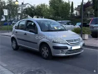 Usado Citroën C3 XTR 92 CV (67 kW) 2003 Gris / plata Berlina
