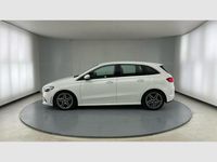 Usado Mercedes B200 150 CV (110 kW) 2024 Blanco polar (sólida) Monovolumen