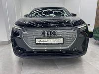 Usado Audi Q4 e-tron 125 kW (170 HP) 2022 Preto SUV