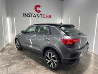 Usado VW T-Roc Advance 115 CV (84 kW) 2020 Gris / plata SUV
