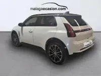 Usado Renault 5 E-Tech Iconic 110 kW (150 CV) 2024 Blanco Berlina