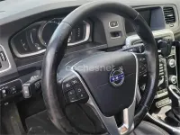 Usado Volvo V60 285 CV (209 kW) 2016 Negro Familiar