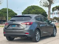 Usado Mazda 3 Edition 105 CV (77 kW) 2017 Gris Utilitario