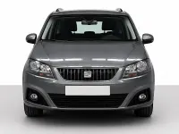 Usado Seat Alhambra Reference 150 CV (110 kW) 2013 Gris / plata Monovolumen