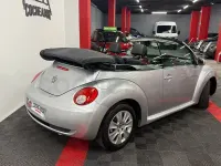 Usado VW New Beetle 115 CV (84 kW) 2009 Gris / plata Utilitario