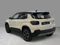 Usado Jeep Avenger Summit 100 CV (73 kW) 2024 Blanco SUV