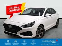 Usado Hyundai i30 101 CV (74 kW) 2025 Blanco Berlina