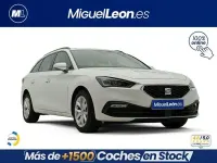 Usado Seat Leon Style 130 CV (95 kW) 2021 Blanco Familiar