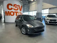 Usado Ford Fiesta Titanium 101 CV (74 kW) 2019 Gris Utilitario