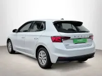 Usado Skoda Fabia Ambition 95 CV (69 kW) 2022 Blanco Utilitario
