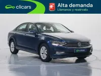 Usado VW Passat Business 122 CV (89 kW) 2020 Azul Berlina