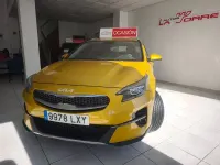 Usado Kia XCeed 120 CV (88 kW) 2022 Amarillo SUV