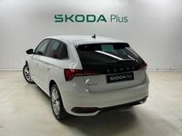 Usado Skoda Scala Selection 115 CV (84 kW) 2024 Blanco Utilitario
