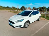 Usado Ford Focus Titanium 125 CV (91 kW) 2016 Blanco Utilitario