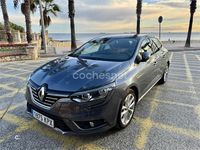 Usado Renault Mégane IV Zen 140 CV (102 kW) 2018 Gris / plata Berlina
