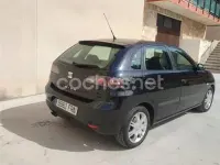 Usado Seat Ibiza Reference 100 CV (73 kW) 2007 Negro Utilitario