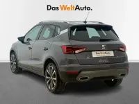 Usado Seat Arona FR 150 CV (110 kW) 2024 Gris / plata SUV