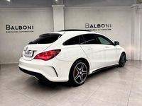 Usado Mercedes CLA220 Shooting Brake AMG line 177 CV (130 kW) 2016 Blanco Familiar