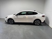 Usado Hyundai i30 N Line 100 CV (73 kW) 2024 Blanco Berlina
